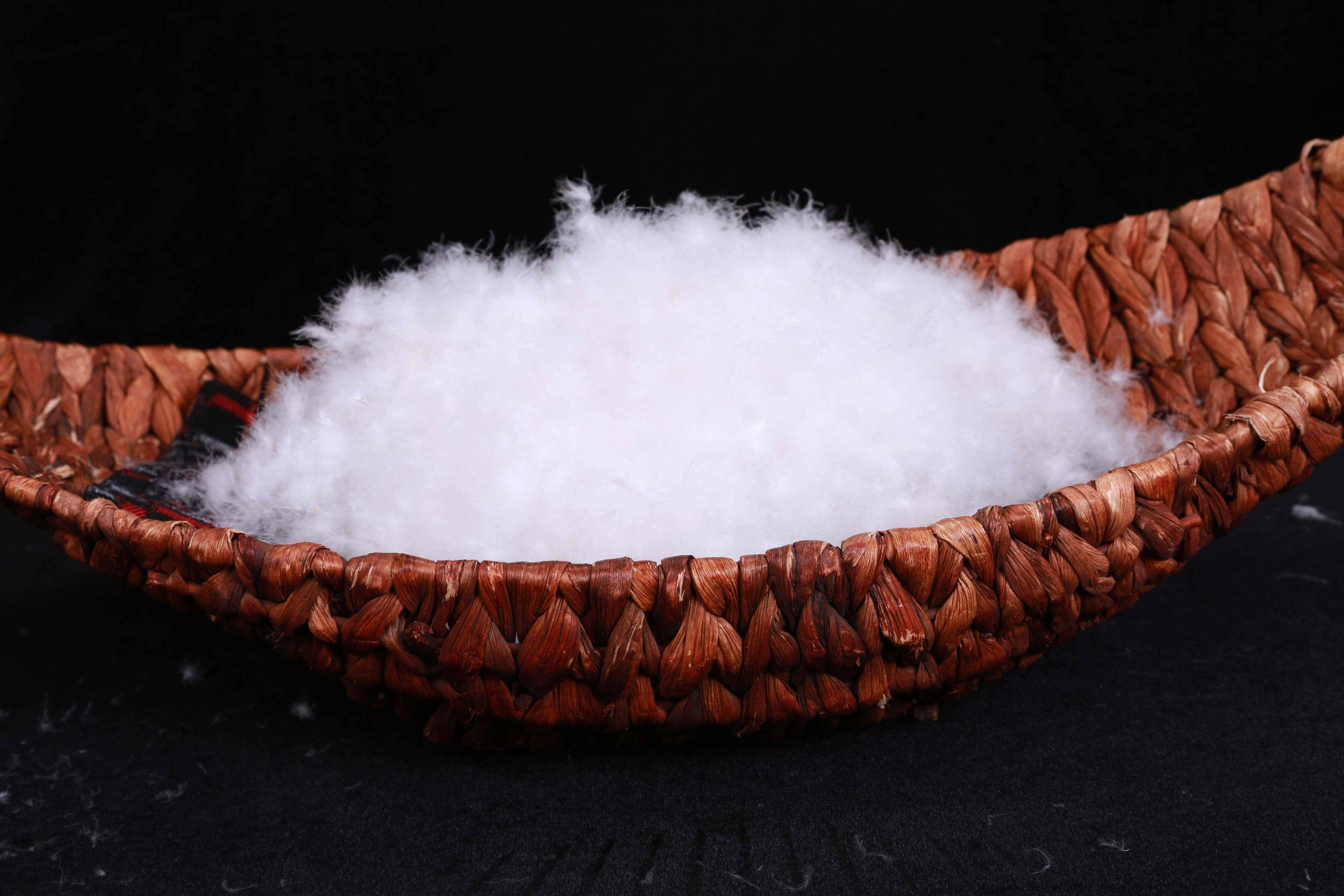 羽毛清洗出現(xiàn)大量泡沫，選擇什么樣的消泡劑呢？